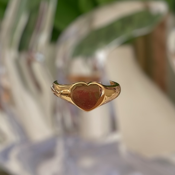 Waterproof Heart Ring - Picture 4 of 4